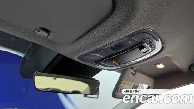 Hyundai The New Avante Hybrid 2020 — ფოტო 13/20