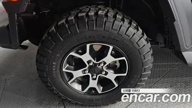 Jeep Wrangler 2020 — Şəkil 15/20