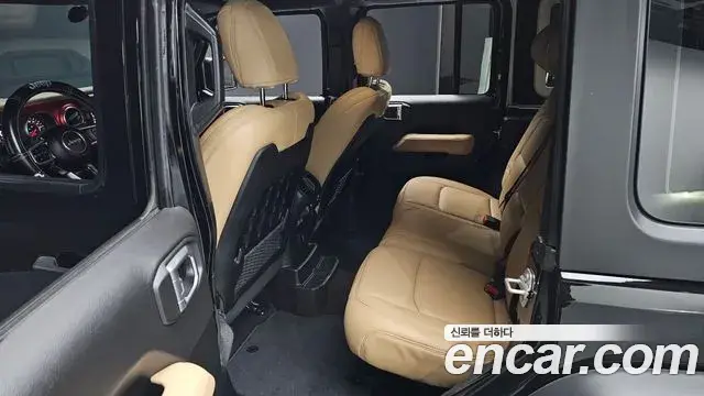 Jeep Wrangler 2020 — Şəkil 7/20
