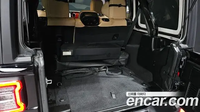 Jeep Wrangler 2020 — Şəkil 17/20