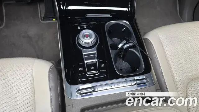 Kia Carnival 2023 — Фото 9/20