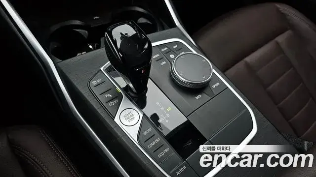 BMW 3 Series 2021 — Фото 9/20