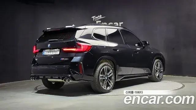 BMW X1 2024 — Фото 1/20