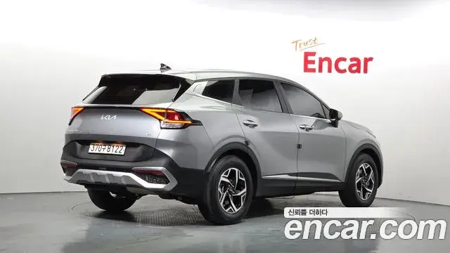 Kia Sportage 2021 — Фото 2/20