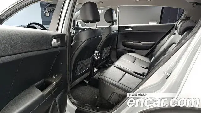 Kia Sportage The Bold 2019 — ფოტო 9/20