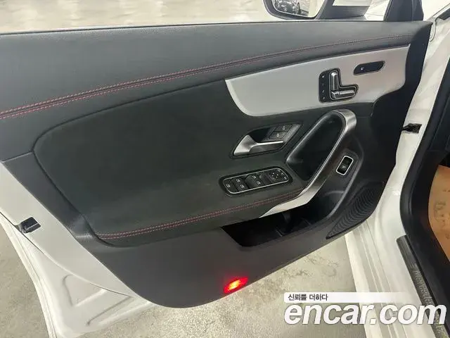 Mercedes-Benz CLA-Class 2023 — Фото 15/17