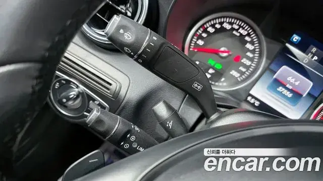 Mercedes-Benz C-Class 2018 — Şəkil 15/20