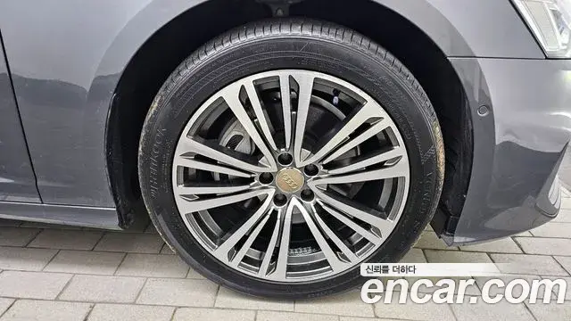 Audi A6 2019 — Şəkil 18/20