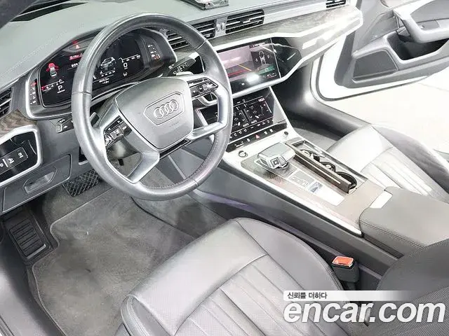 Audi A6 2021 — Фото 16/20