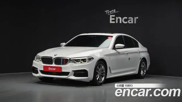 BMW 5 Series 2020 — Photo 18/20