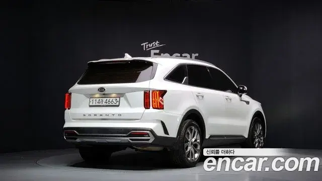 Kia Sorento 2020 — Фото 2/20