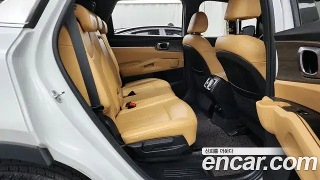 Kia Sorento 2020 — Фото 12/20