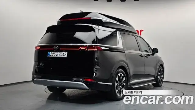 Kia Carnival 2021 — Şəkil 2/20