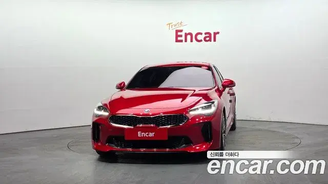 Kia Stinger 2019 — ფოტო 3/20