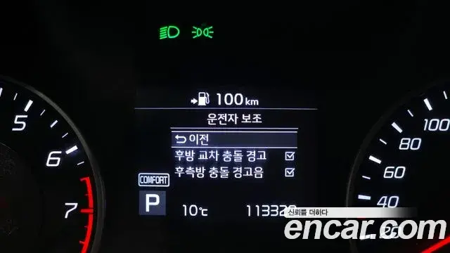 Kia Stinger 2019 — ფოტო 8/20