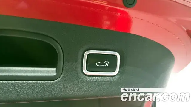 Kia Stinger 2019 — ფოტო 14/20