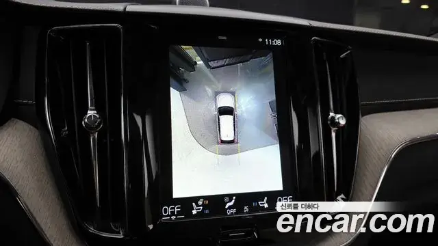 Volvo XC60 2019 — Фото 15/20