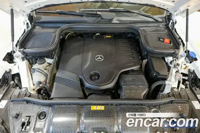 Mercedes-Benz GLE-Class 2025 — Şəkil 3/20