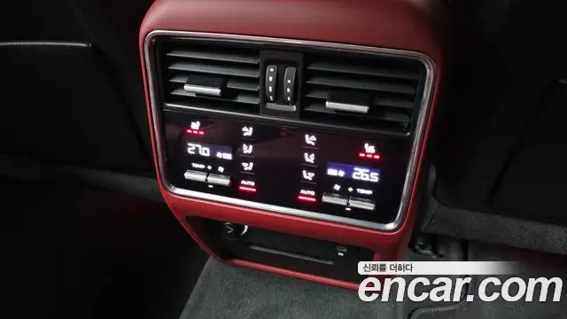 Porsche Cayenne 2022 — Şəkil 17/20