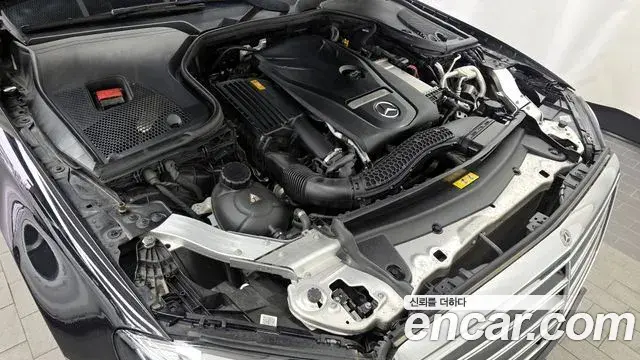 Mercedes-Benz E-Class 2018 — Фото 6/20