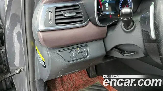 Genesis G70 2018 — Şəkil 19/20