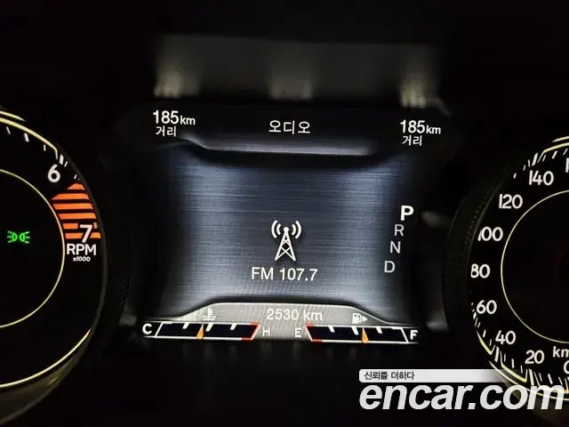 Jeep Cherokee 2022 — Фото 7/20