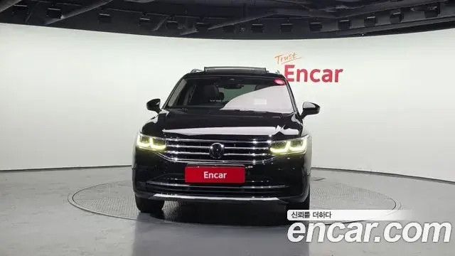 Volkswagen Tiguan 2021 — Фото 3/20
