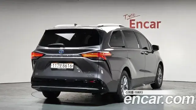 Toyota Sienna 2023 — Şəkil 6/20