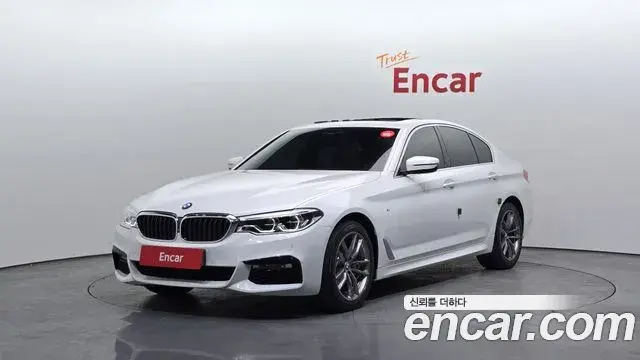 BMW 5 Series 2018 — Photo 17/20