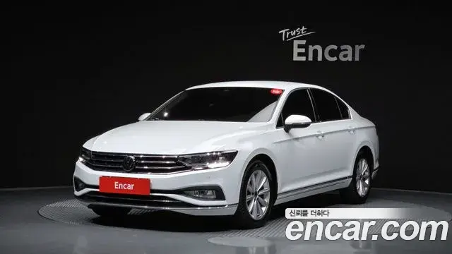 Volkswagen Passat GT 2021 — Фото 1/20