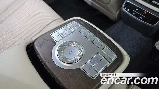 Genesis G80 2020 — ფოტო 5/20