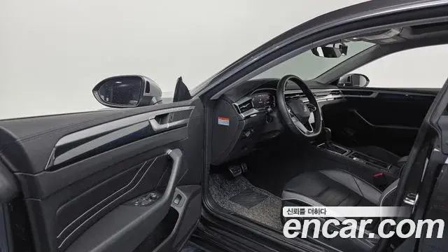 Volkswagen Arteon 2023 — ფოტო 4/20