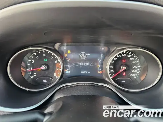 Jeep Compass 2019 — ფოტო 12/20