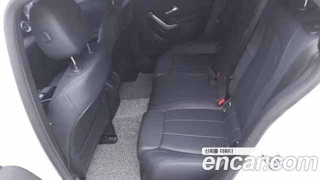 Mercedes-Benz A-Class 2022 — Photo 10/20