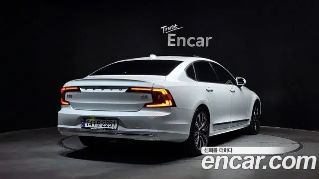 Volvo S90 2020 — Photo 3/20