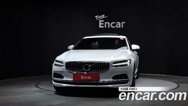Volvo S90 2020 — Photo 14/20