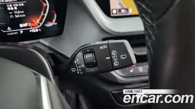 BMW 1 Series 2022 — Photo 16/20