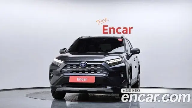 Toyota RAV4 2024 — ფოტო 10/20