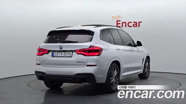 BMW X3 2018 — Photo 17/20