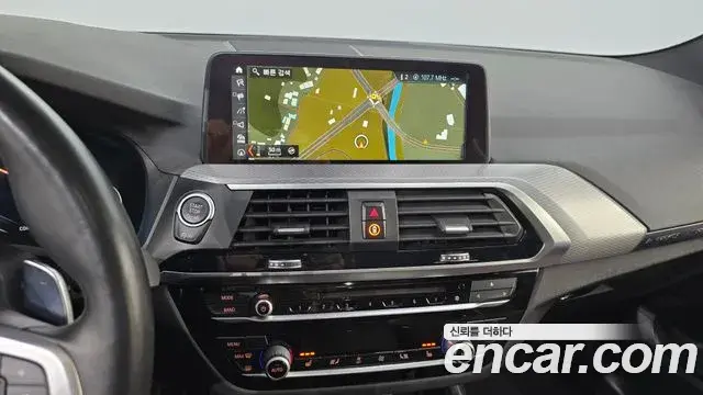 BMW X3 2018 — Photo 15/20