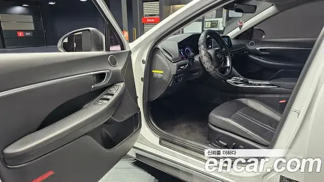 Hyundai Sonata 2019 — Фото 10/20