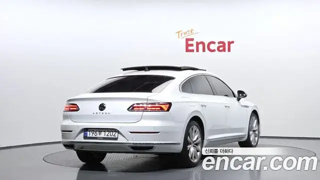 Volkswagen Arteon 2022 — Photo 6/18