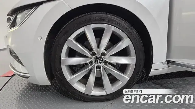Volkswagen Arteon 2022 — Photo 15/18