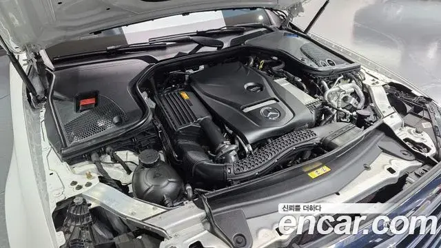 Mercedes-Benz E-Class 2018 — Фото 5/20