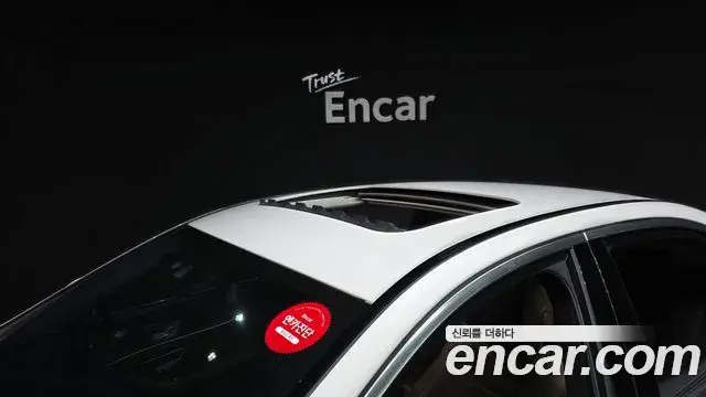 Mercedes-Benz E-Class 2018 — Фото 15/20