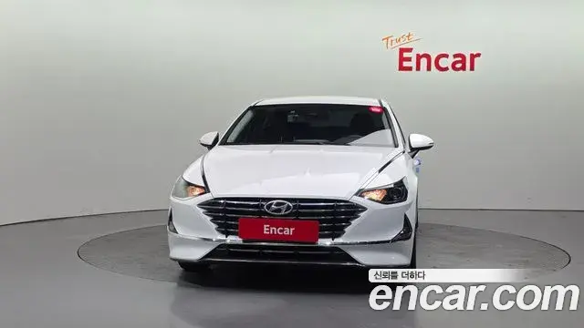 Hyundai Sonata Hybrid 2021 — Şəkil 12/20