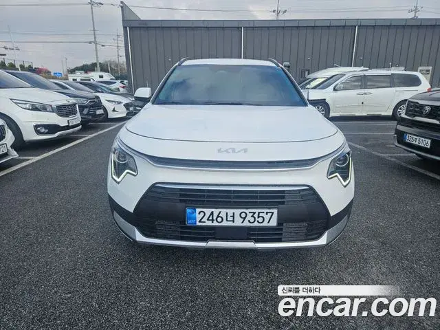 Kia Niro 2024 — Şəkil 17/20