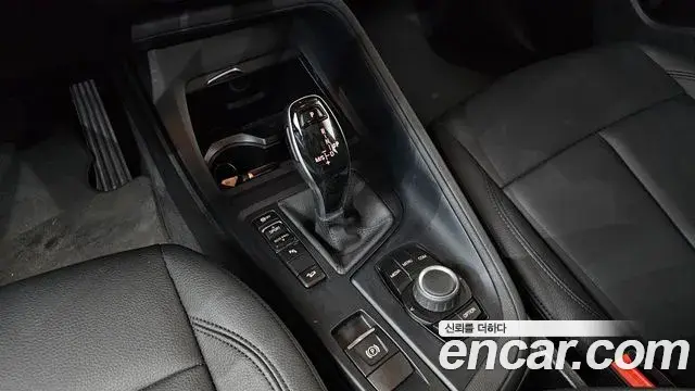 BMW X1 2020 — Şəkil 14/20