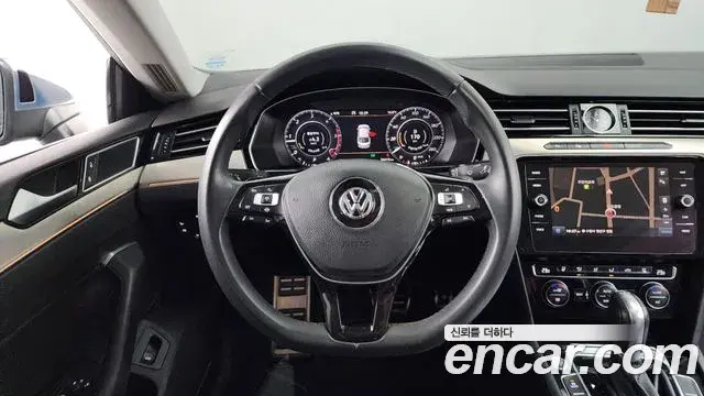 Volkswagen Arteon 2019 — Фото 13/20