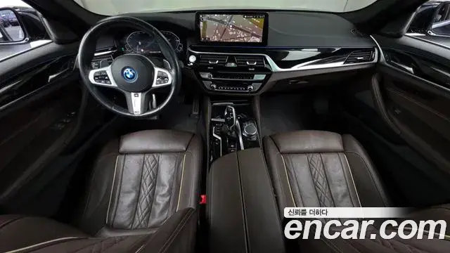 BMW 5 Series 2022 — ფოტო 11/20